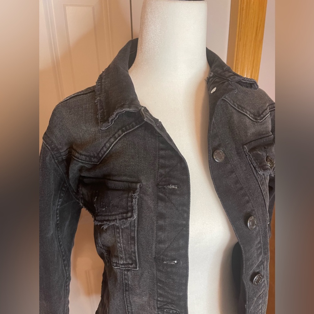 Black denim jacket from Zara size small - Picture 2 of 3